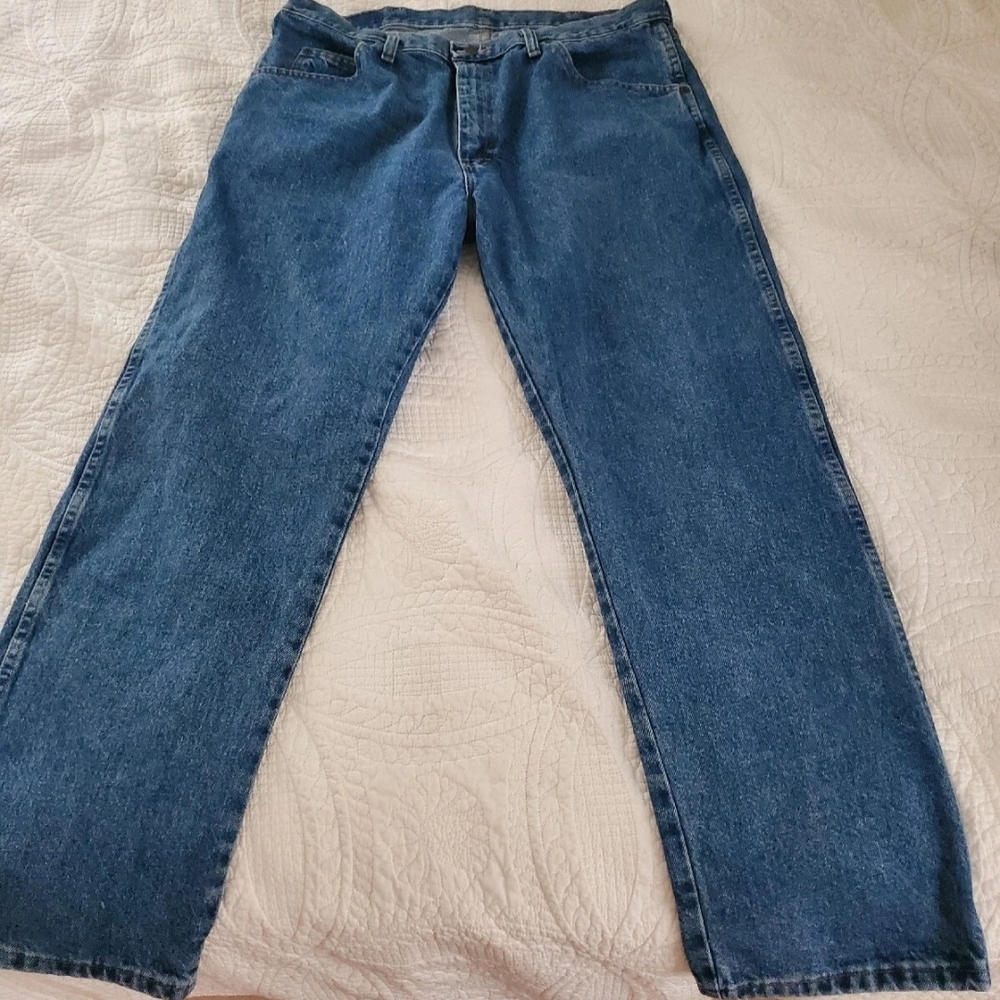 Wrangler Men's Size 38x30 Straight Blue Jeans